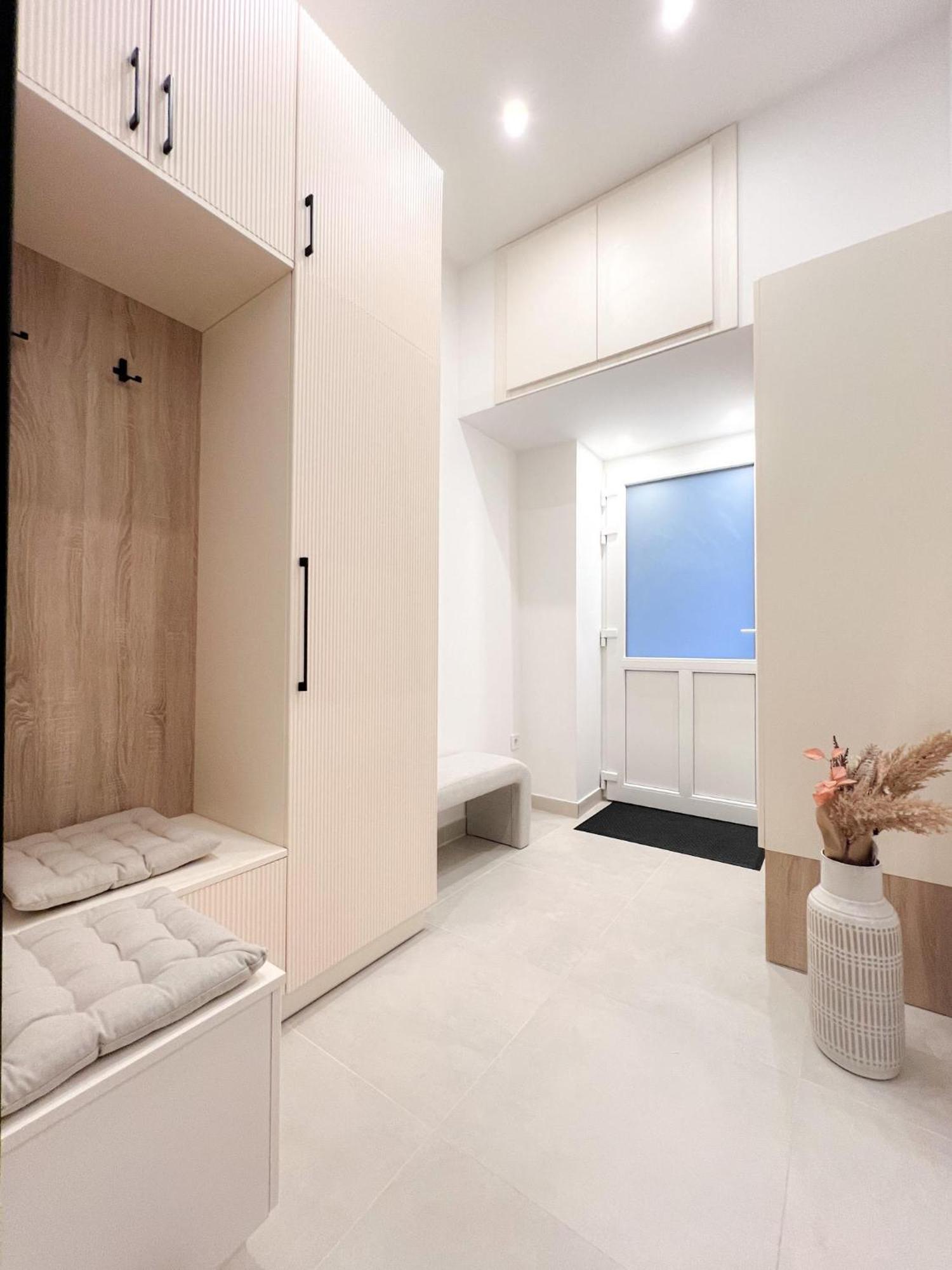 Opera Z39 Apartment
